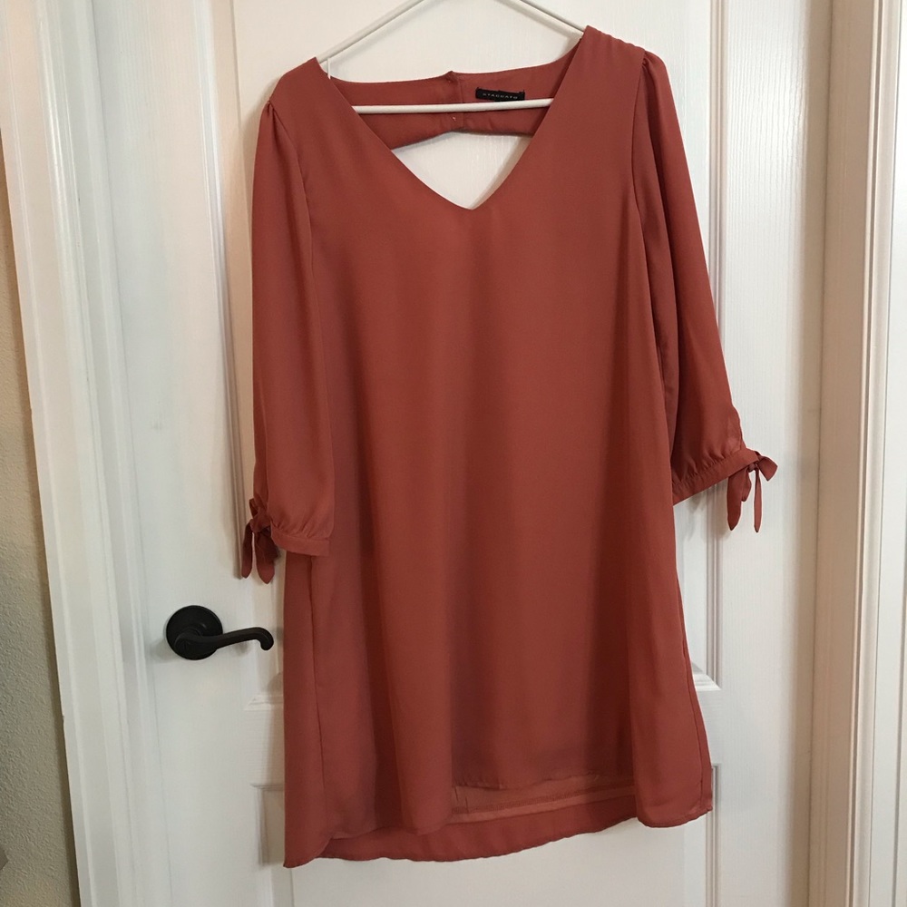 Shift Dress // Tied Sleeves + Open Back // Size L